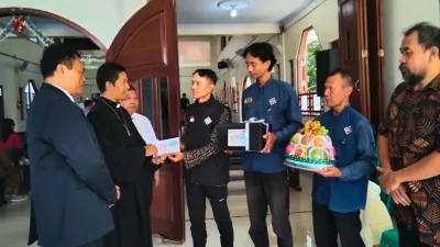 Parsel Natal Sehat Tentrem Menjangkau Gereja Nusantara