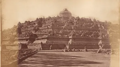 Borobudur: Titik Pertemuan Teknik, Alam, dan Kosmos di Jantung Asia Tenggara