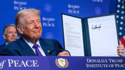 Donald Trump Luncurkan Board of Peace, Hamas Ajukan Syarat