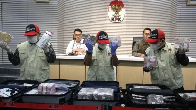 Breakthrough KPK: Bongkar Koper Miliaran Milik Pejabat Bea Cukai