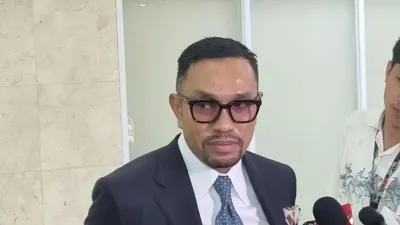 Sahroni Kritik Hotman Paris Bawa Nama Prabowo Dalam Kasus Febrie