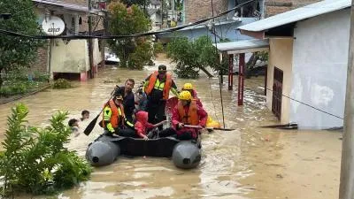 Banjir Medan Rendam 9 Kelurahan, 7.930 Jiwa Terdampak