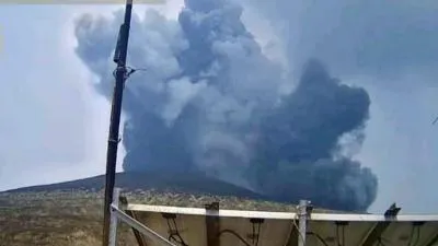 Erupsi Gunung Anak Krakatau 6 Kali, Abu Mengarah ke Barat