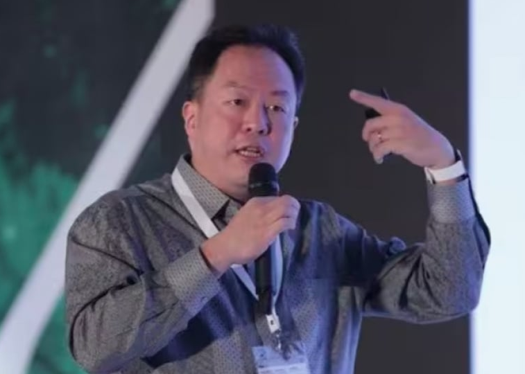 Victor Rachmat Hartono