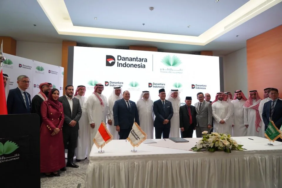 Danantara Indonesia, melalui Danantara Investment Management (DIM) menandatangi kesepakatan akuisisi dengan Thakher Development Company, mencakup aset perhotelan dan real estat yang berlokasi di dalam kawasan Thakher City pada. (Dok. Danantara)