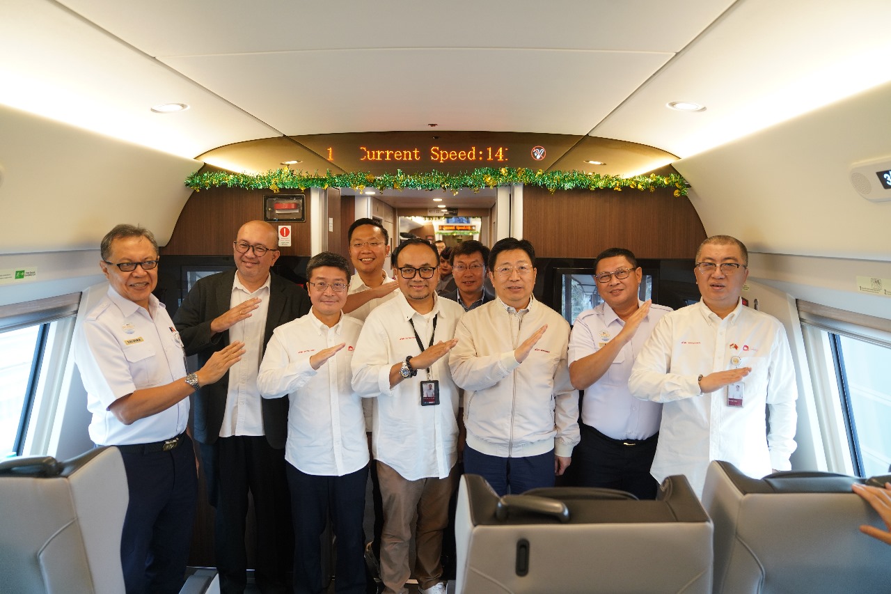 Kunjungan Presiden China Development Bank Ke Kereta Cepat Whoosh (Foto - kcic)