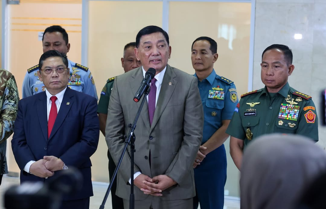 Menteri Pertahanan Sjafre Samsoeddin