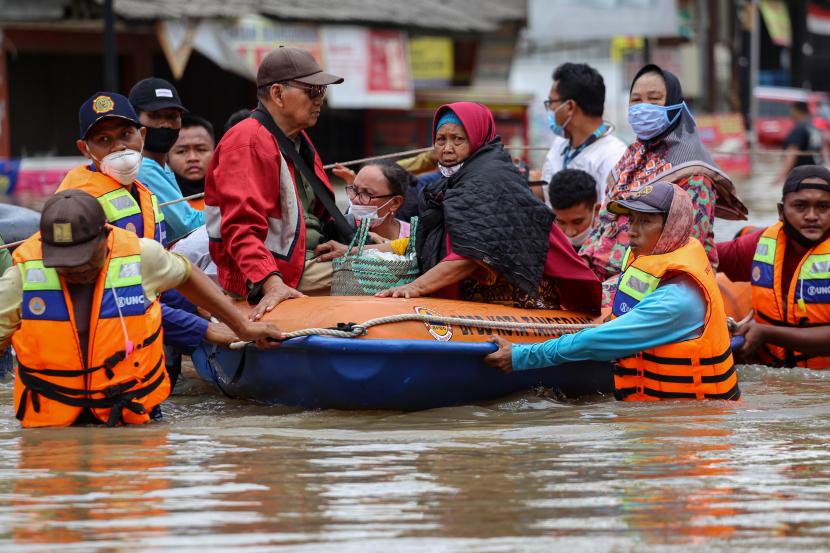 evakuasi korban banjir sumatera