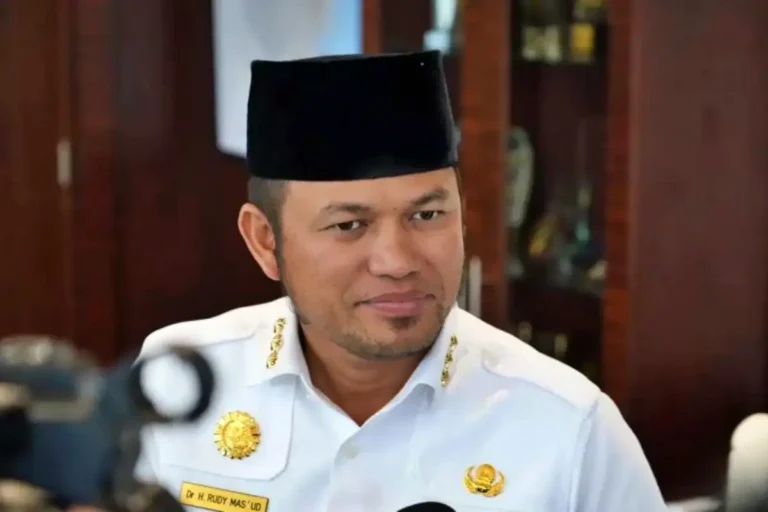Viral! Ajudan Gubernur Kaltim Senggol Pendemo GMNI