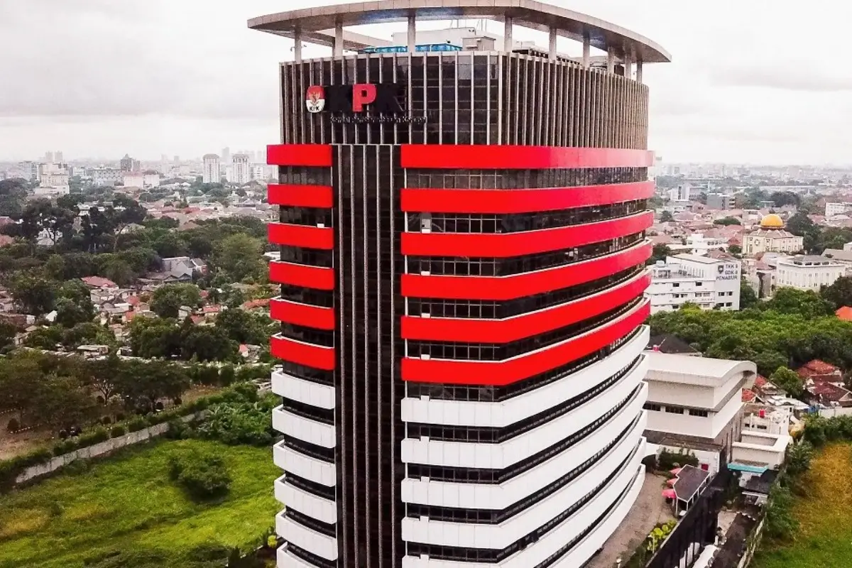 KPK tata kelola partai