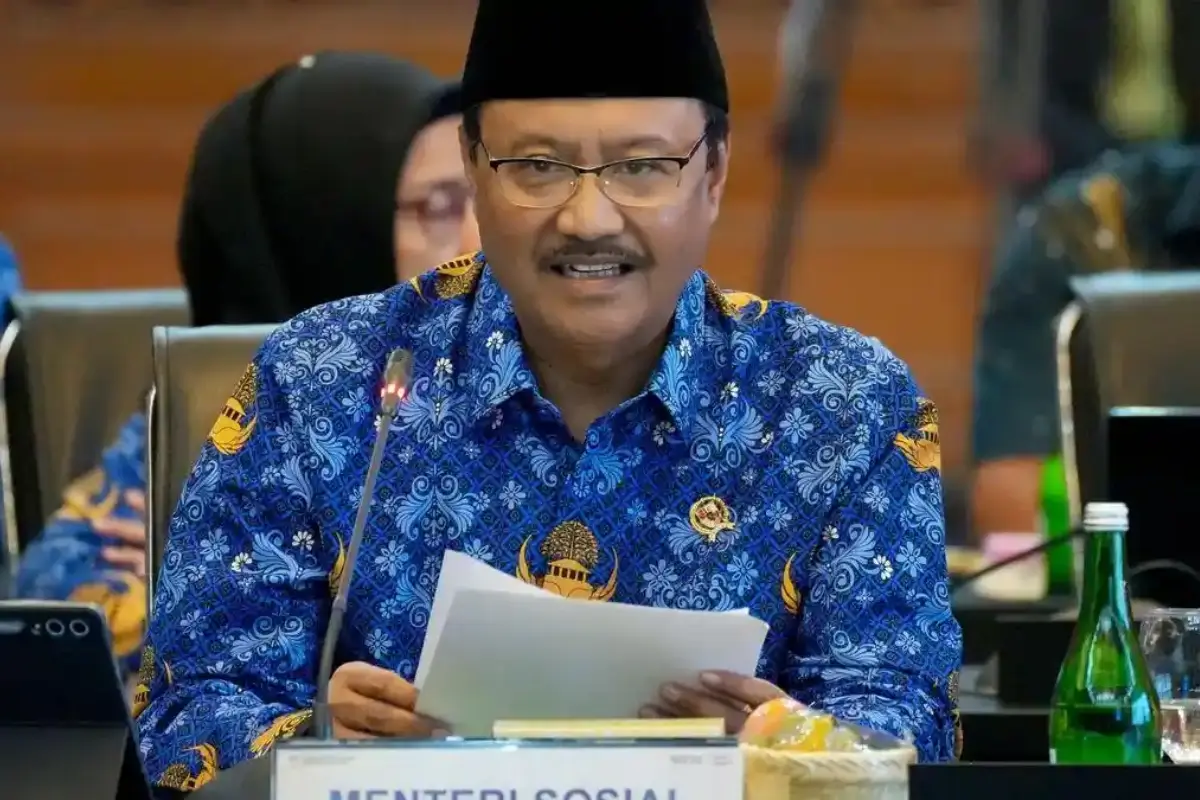 Menteri Sosial Saifullah Yusuf