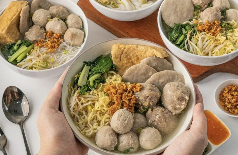Bakso Wonogiri Dibagikan Gratis di Hari Jadi ke-285
