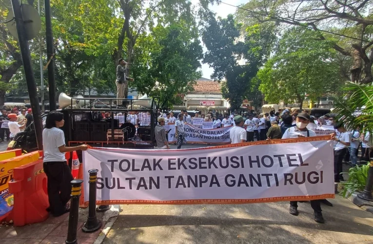 Pembongkaran Hotel Sultan