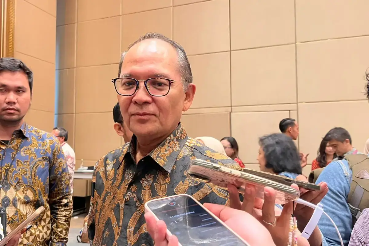 Ogi Prastomiyono